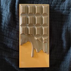 Makeup Revolution Peanut Butter Chocolate Palette